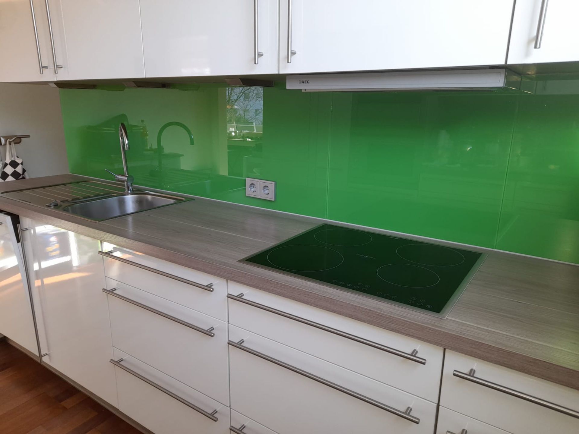 Küchenmöbel, Foto von der Glaserei Gustav Blech GmbH