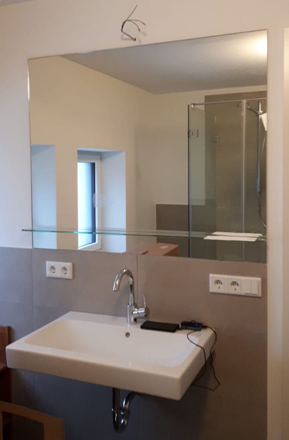 Spiegel in einem Badezimmer, Foto von der Glaserei Gustav Blech GmbH