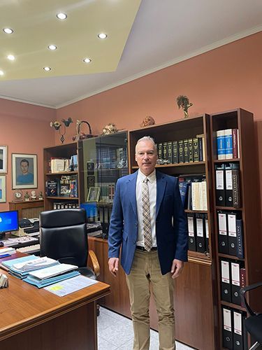 Δικηγόρος Μουρτζίνος Γεώργιος