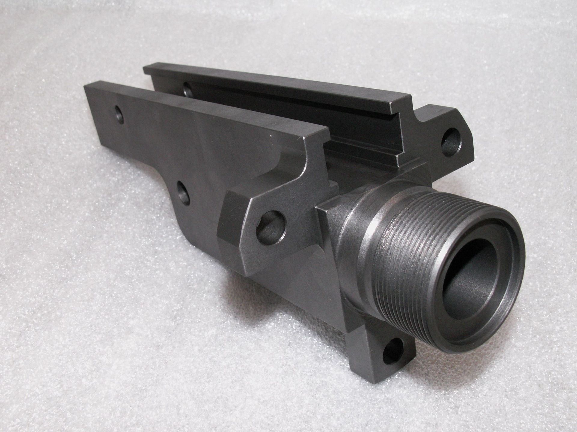Teilefertigung - dreh-frästeil - Universal Mechanic GmbH - Volketswil-Hegnau
