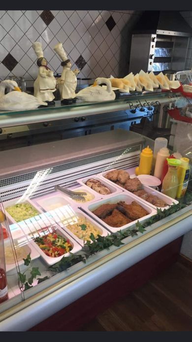 Theke im Imbiss Schlemmerstübchen