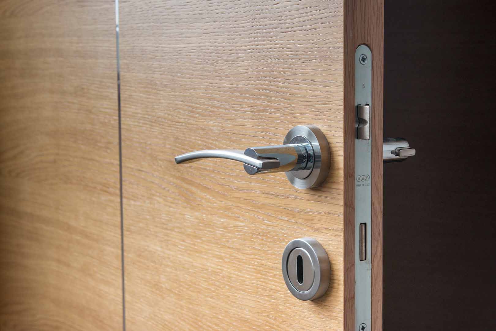Serrure d'une porte d'entrée