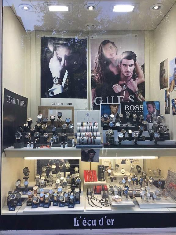 Des montres mécaniques pour hommes et femmes