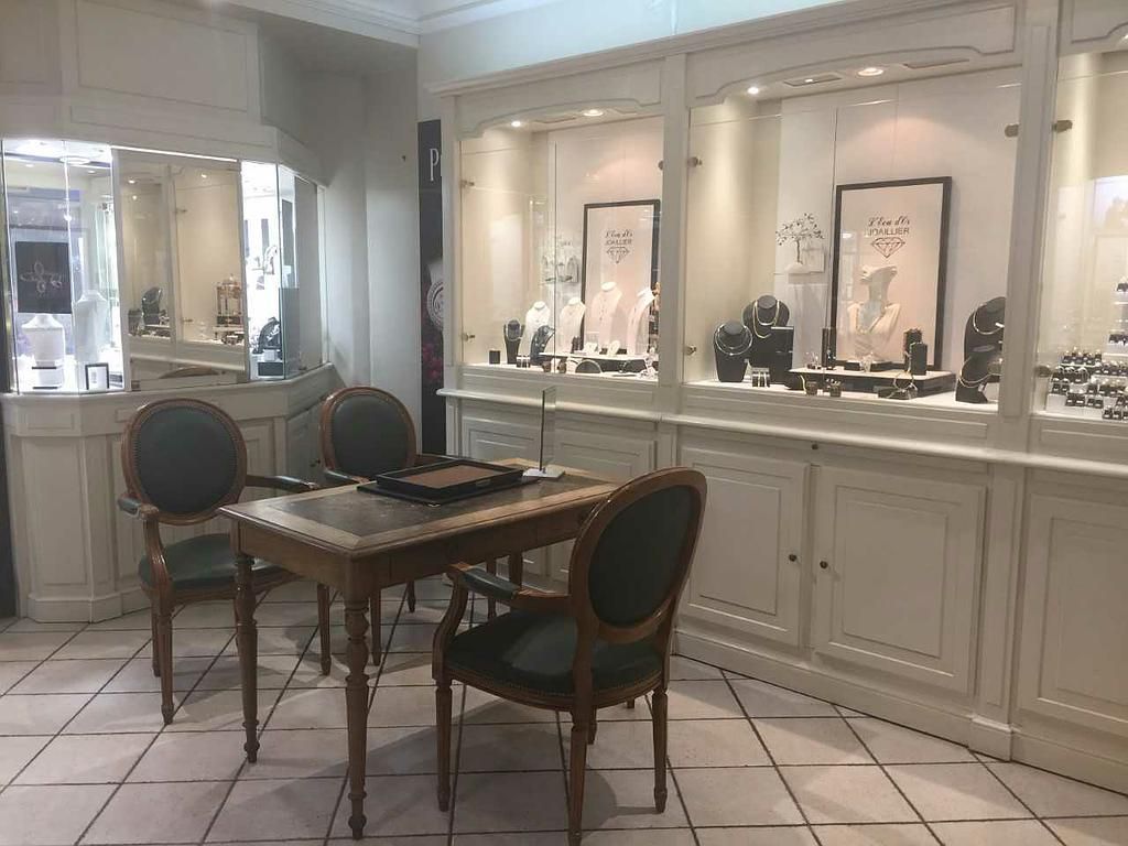 L'intérieur de la boutique