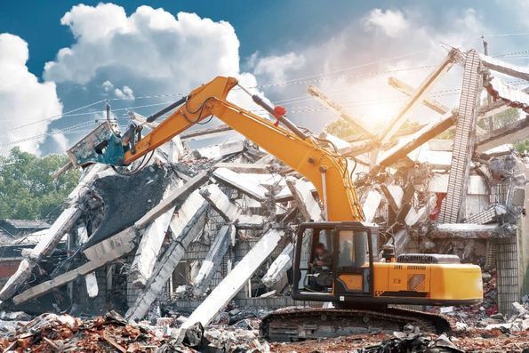 Rakennuksen purkutyöt