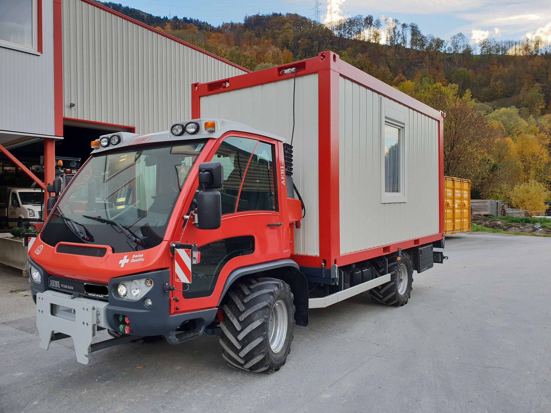 TREMCO Bürocontainer auf Aebi
