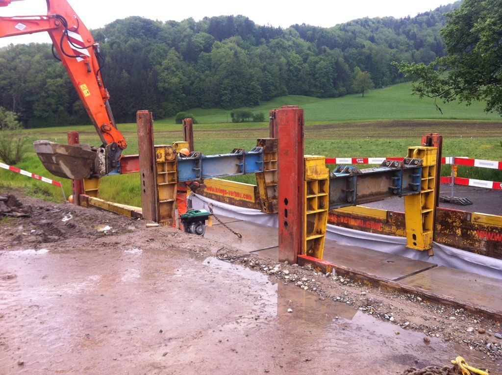 KRINGS Einfachgleitschienenverbau