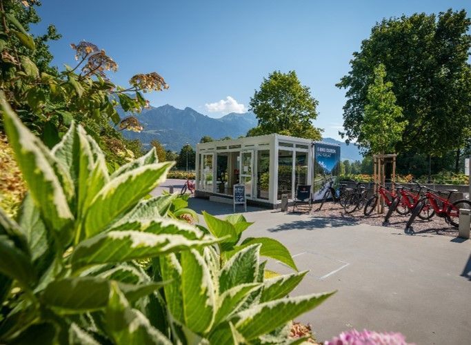 Container mit Verglasung