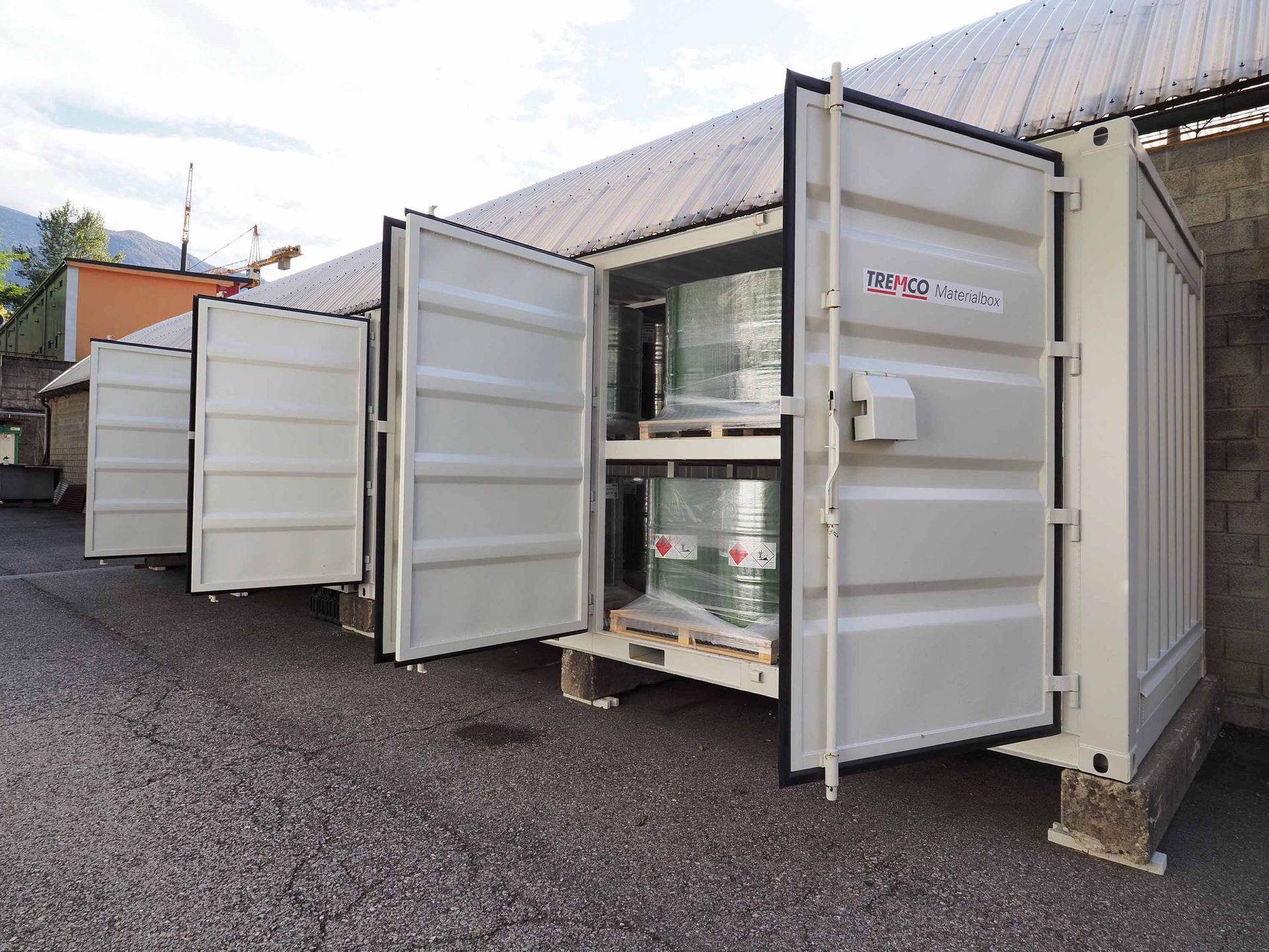 TREMCO Problemstoffcontainer mit Zwischenboden