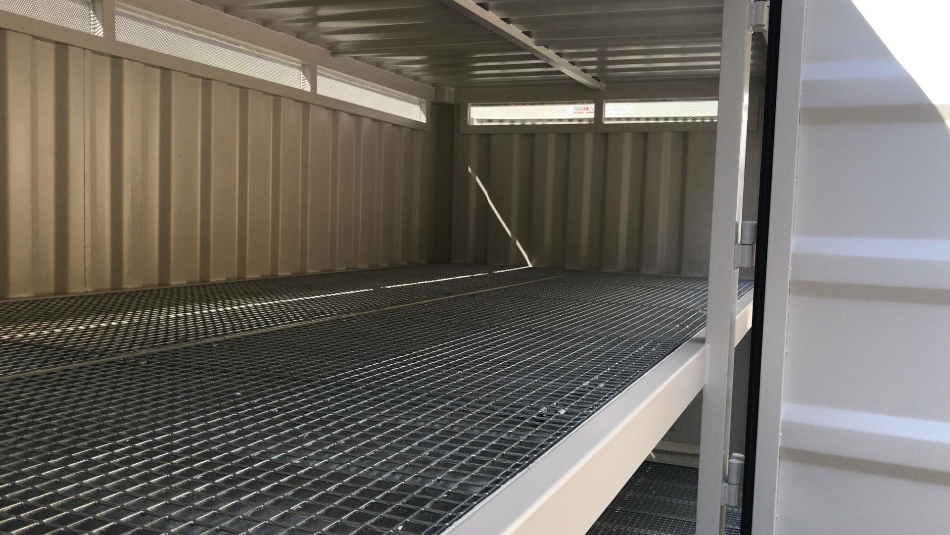 TREMCO Problemstoffcontainer mit Zwischenboden