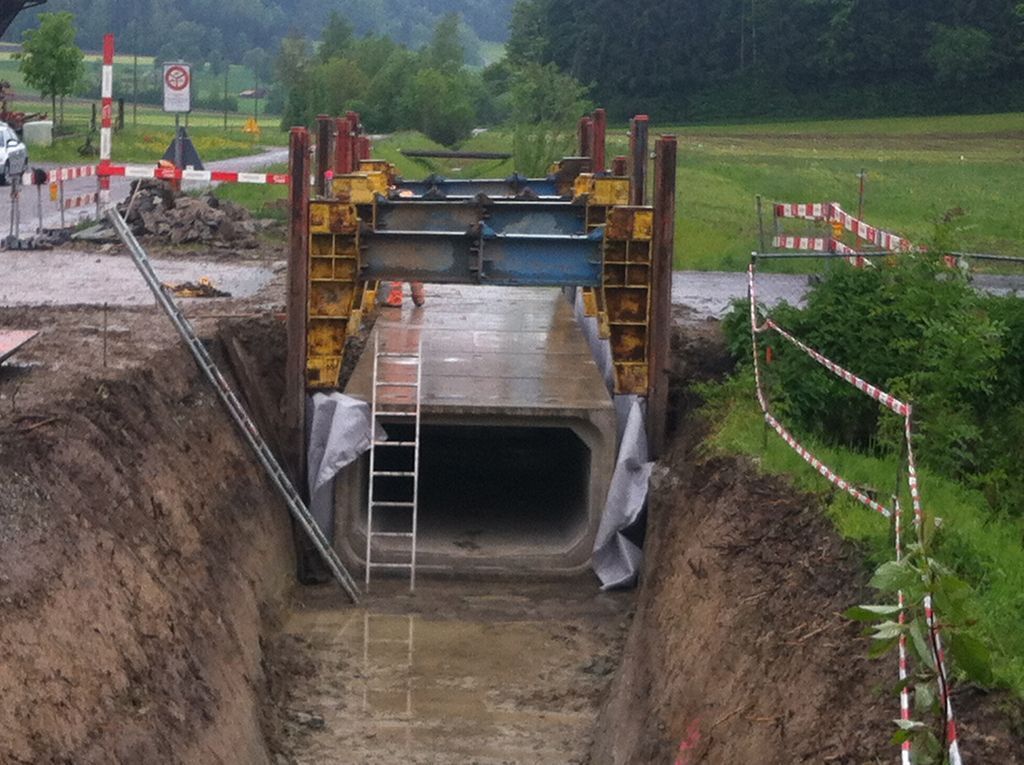 KRINGS Einfachgleitschienenverbau