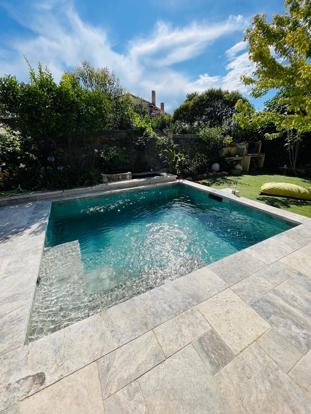 Piscine pleine