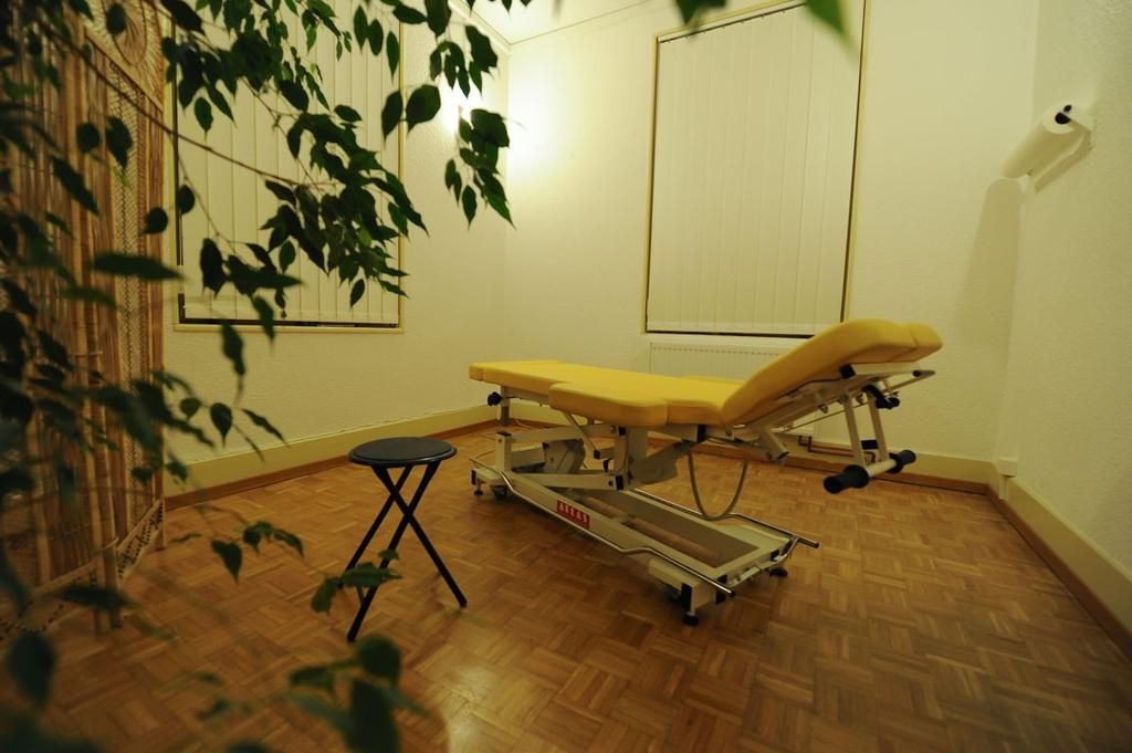 Valérie Gay-Crosier, Ostéopathe à St-Maurice et Sion