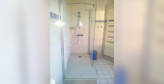 Installation d'un douche à l'italienne et chauffage de salles de bains
