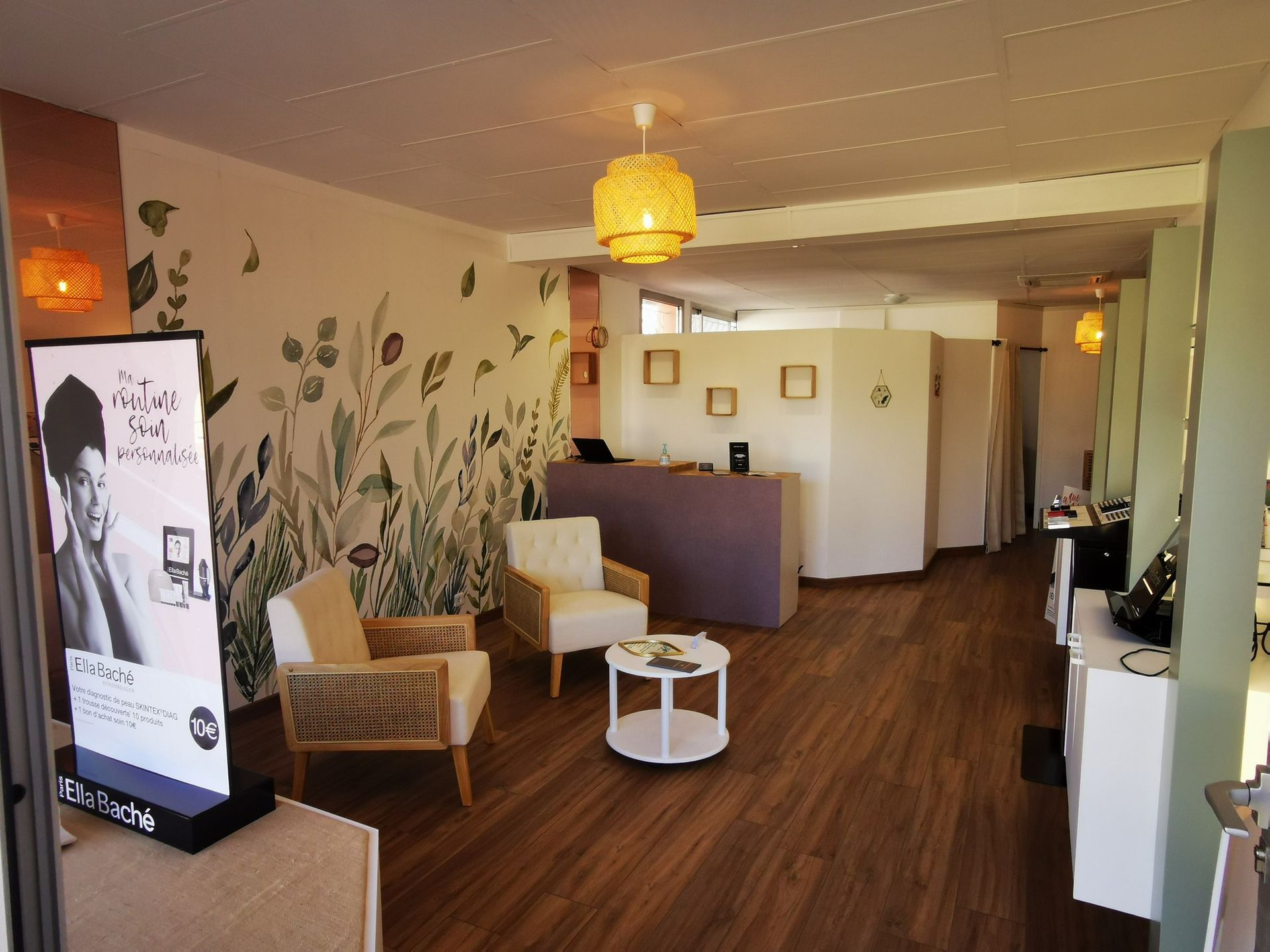 L'accueil du salon de beauté