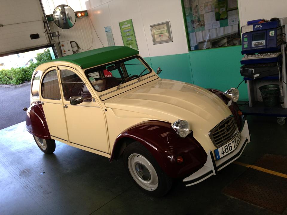 Voiture de collection hybride