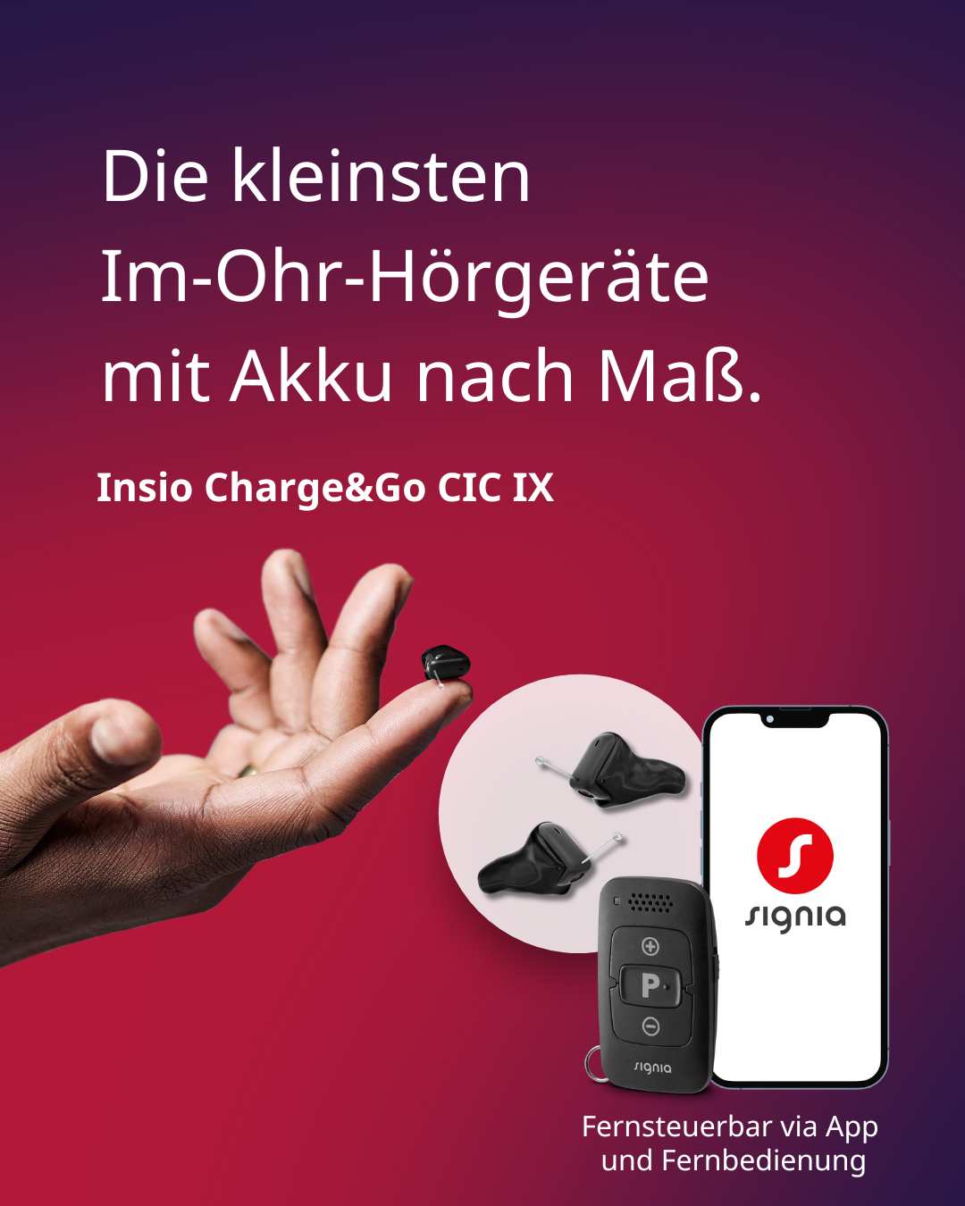 Ein Paar Hörgeräte liegen neben einer Handtasche auf einem Tisch.