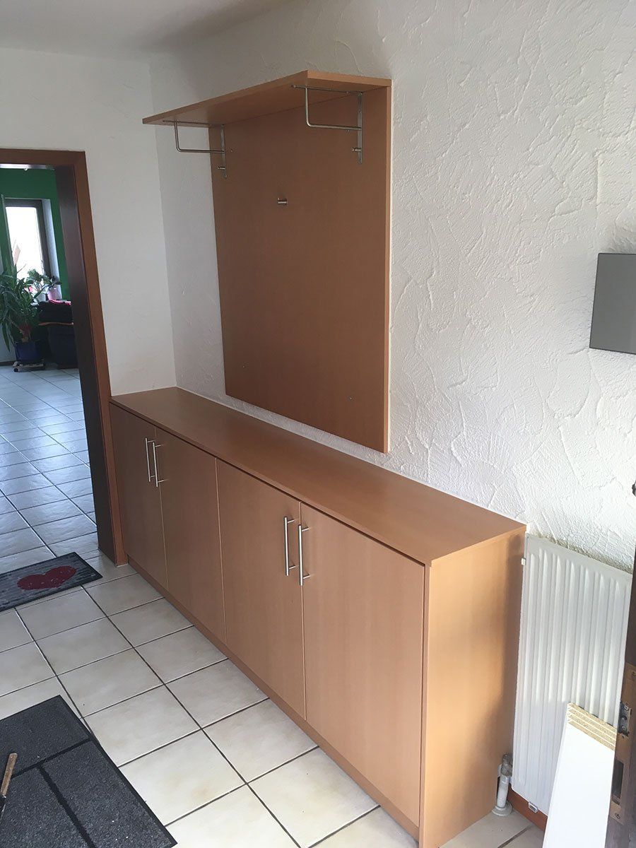 maßgeschneiderte Garderobe