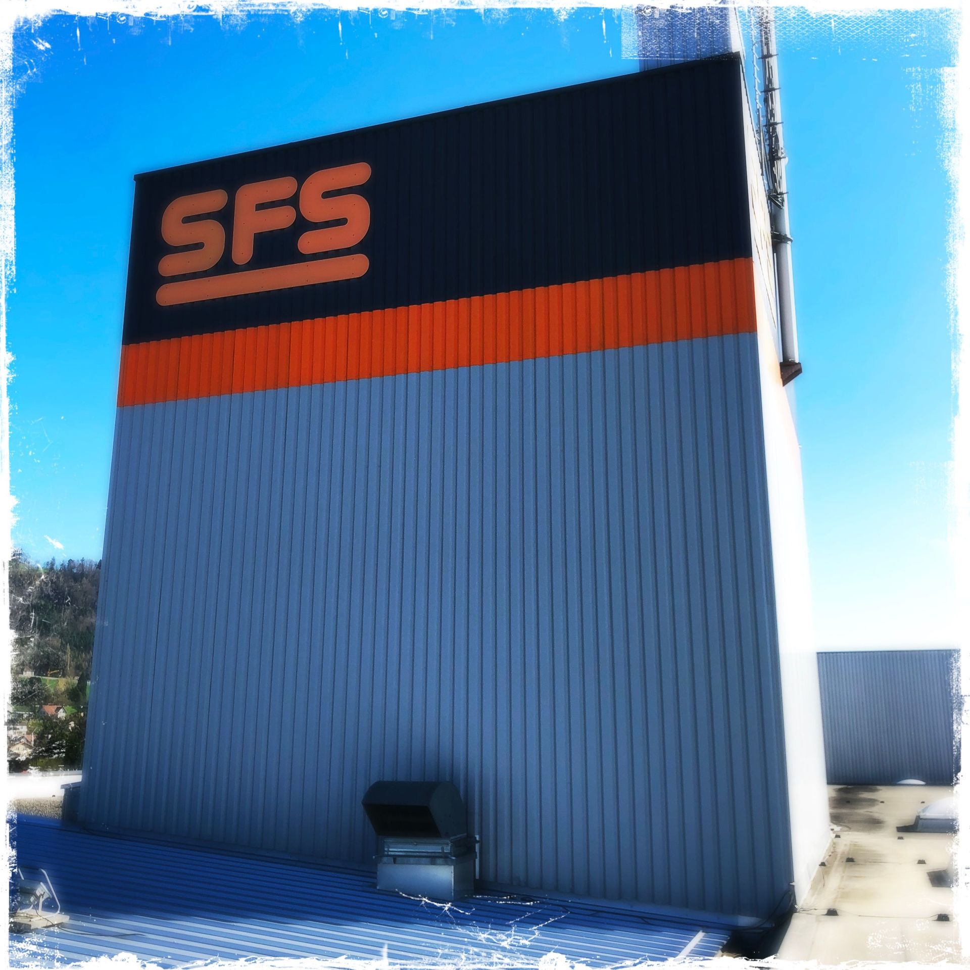 Renovation Schriftzug SFS