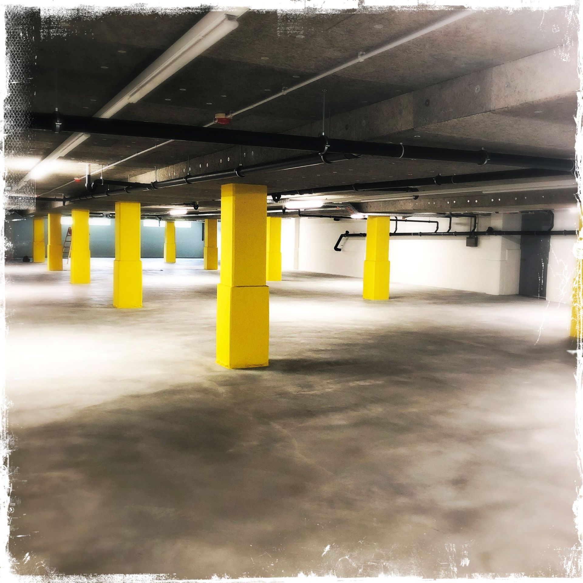 Tiefgarage Säulen Markierung, Au