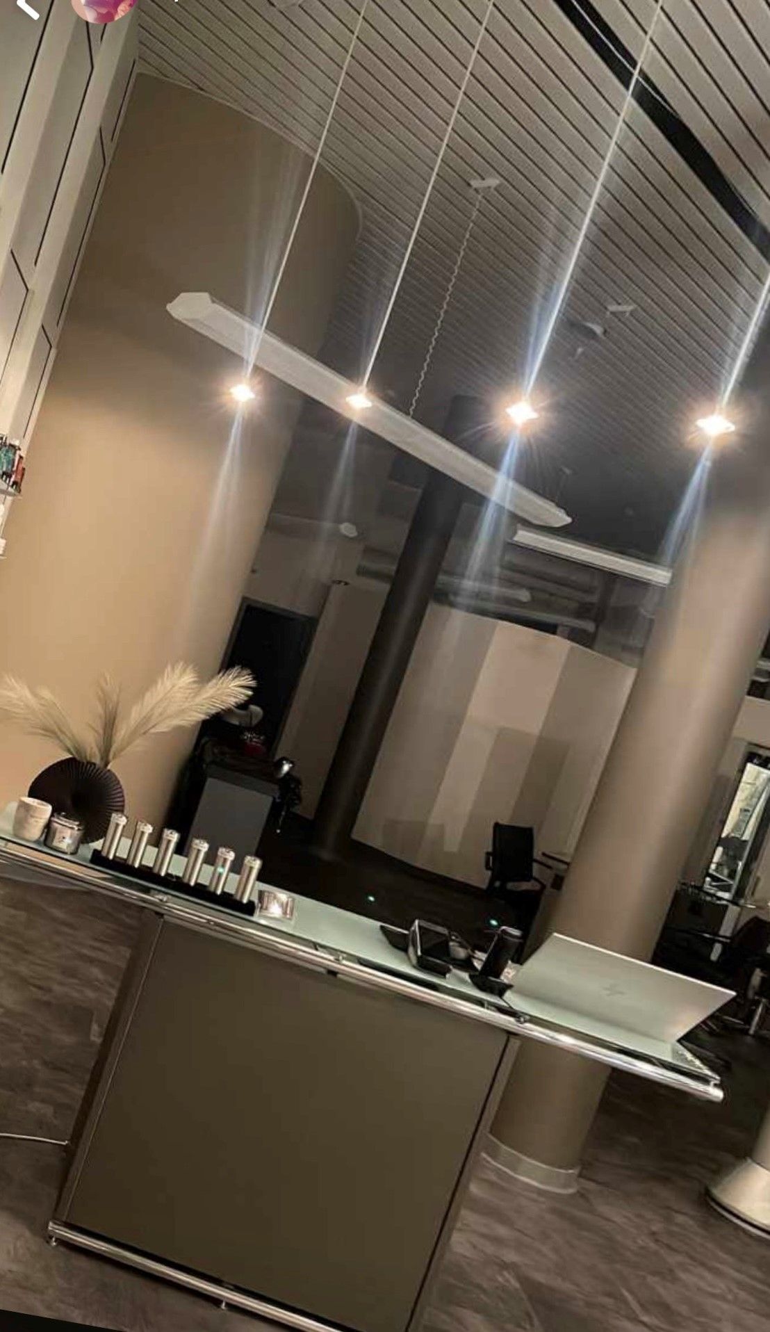 Farbgestaltung Coiffeur Salon