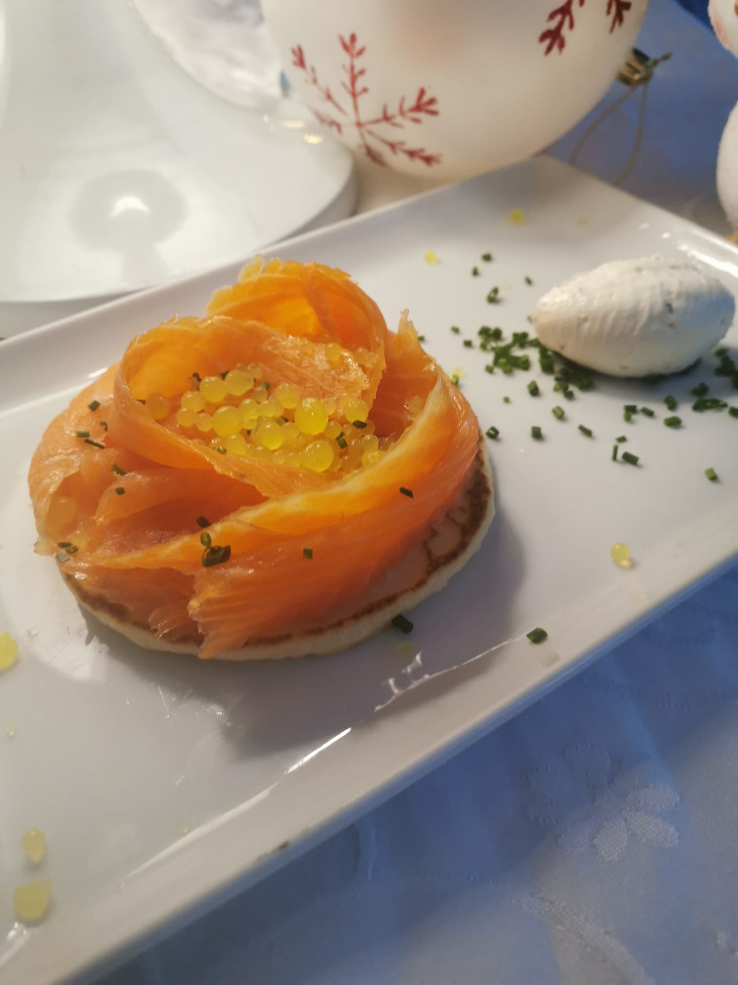 Entrée à base de saumon et de yuzu