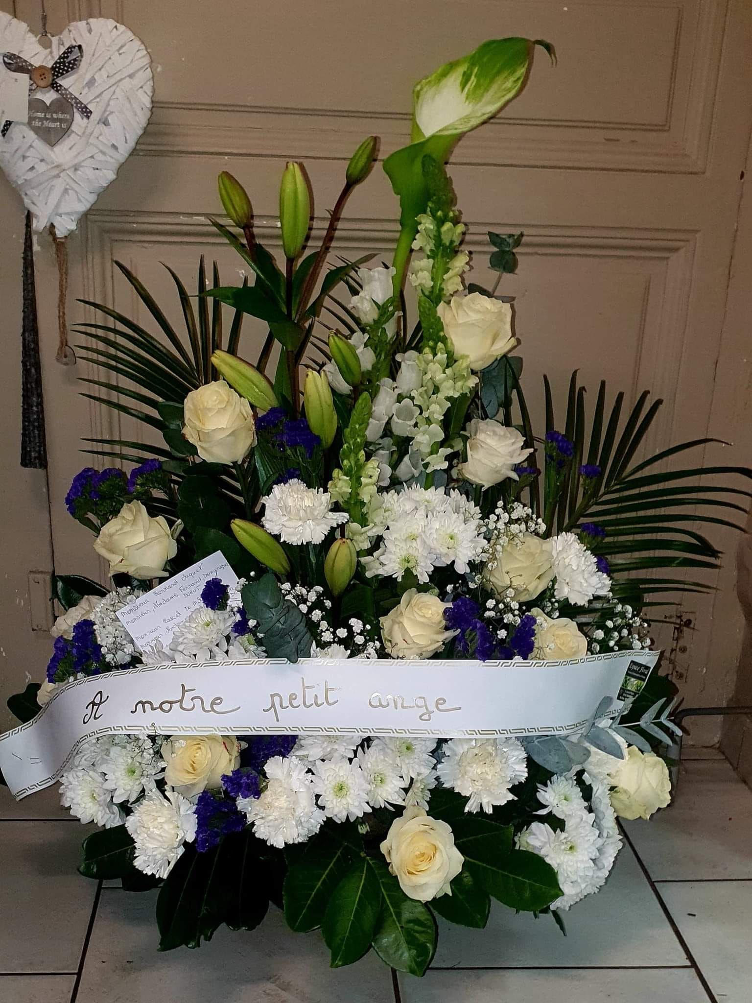 Composition florale pour funérailles