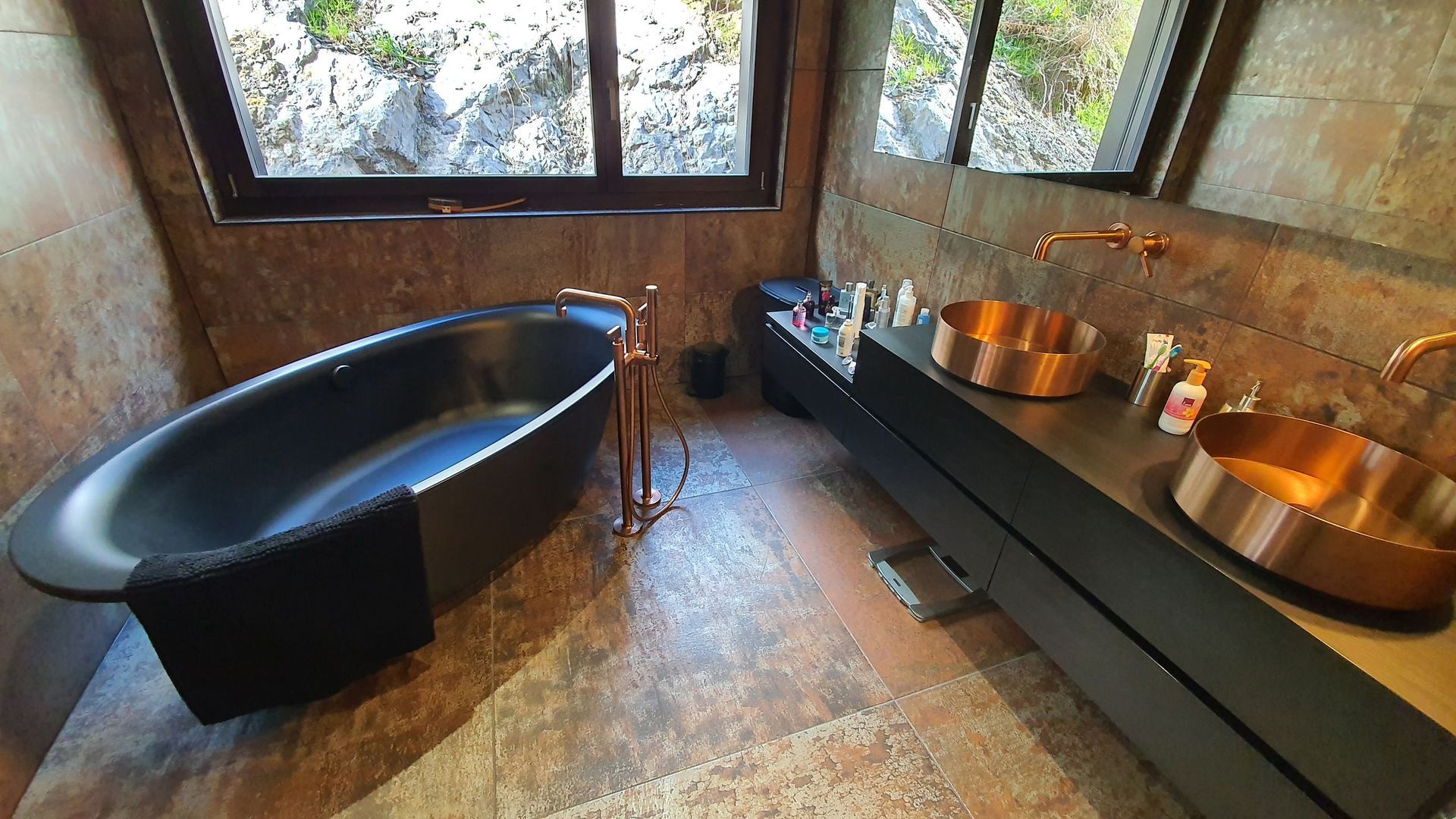 Pascal Ansermoz Sàrl - pose de lavabo