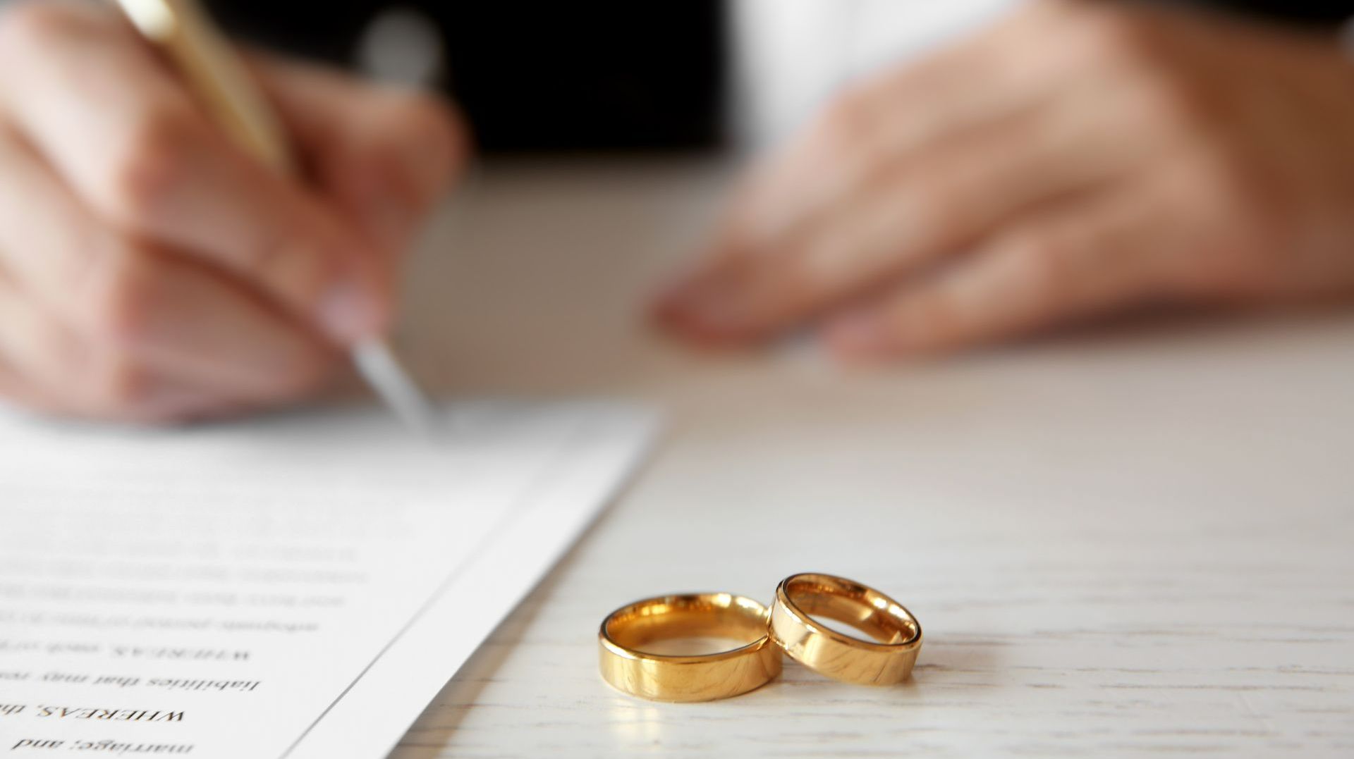 Signature d'un contrat de mariage