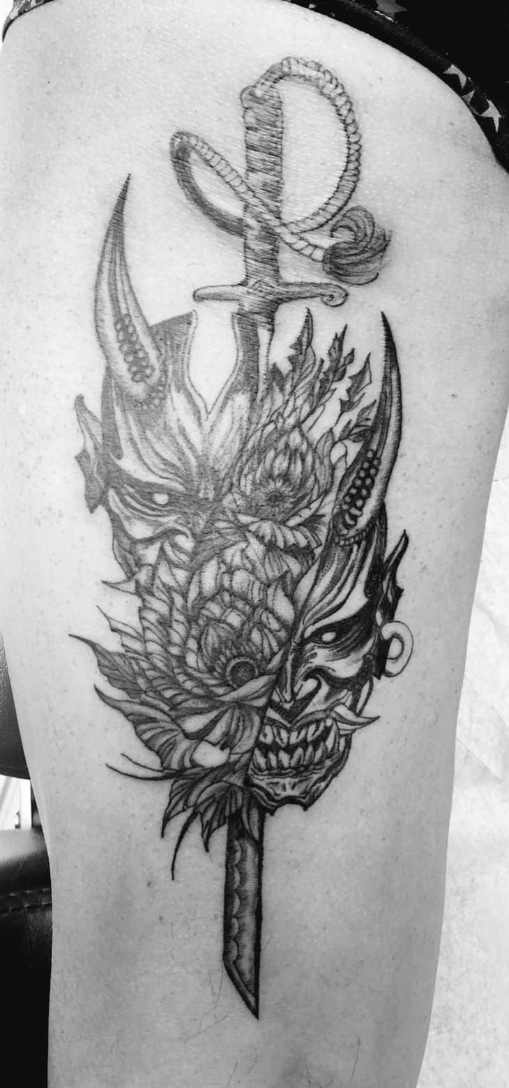 Tatouage sur une cuisse