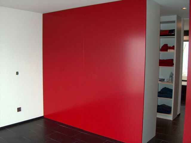 Regli Maler GmbH – rote Wand