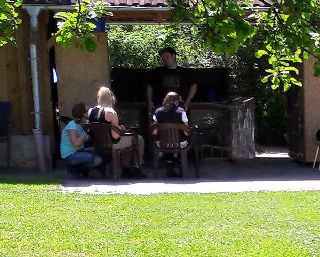 Erlebnisfarm Bräunertshof, Ponyreiten, Kindergeburtstage, Ferienaktionen, Biergarten, Tiererlebnisse, Erlebnisfarm Bräunertshof, Kindergeburtstage, Biergarten, Tiererlebnisse, überregionaler Radweg Oberpfalz