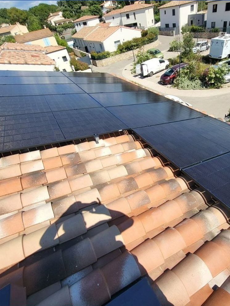 Une installation photovoltaïque en cours