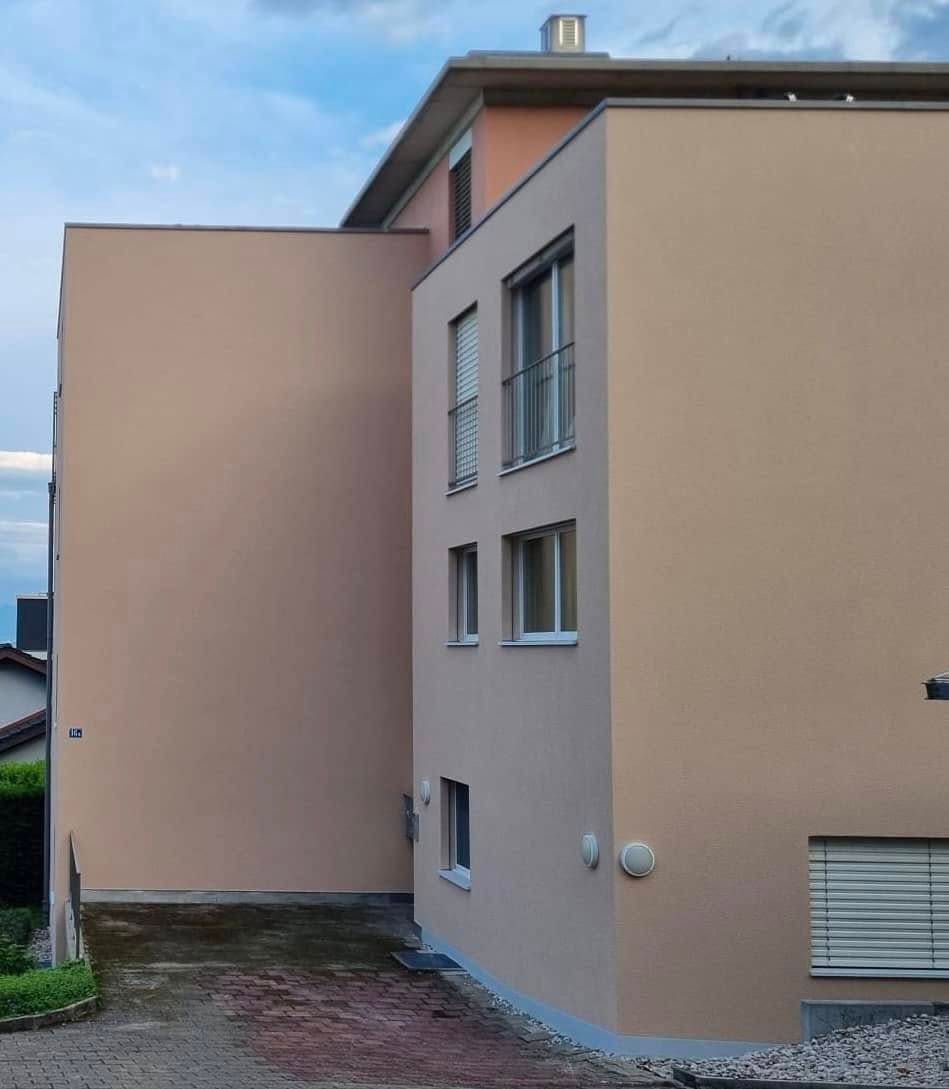 Rénovation et réfection de façade réalisée par Les Couleurs Infinies