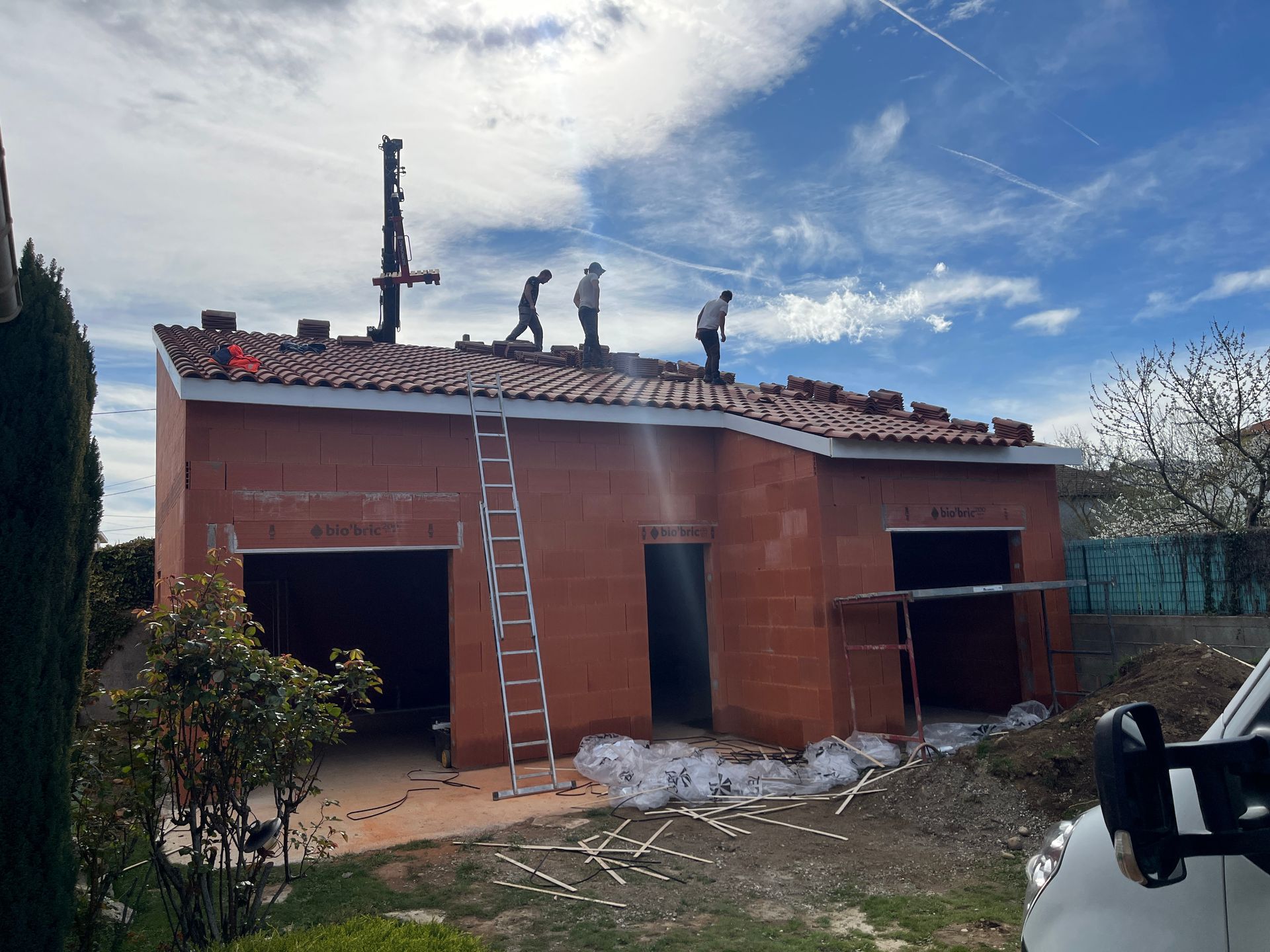 Création d'une toiture pour une nouvelle maison