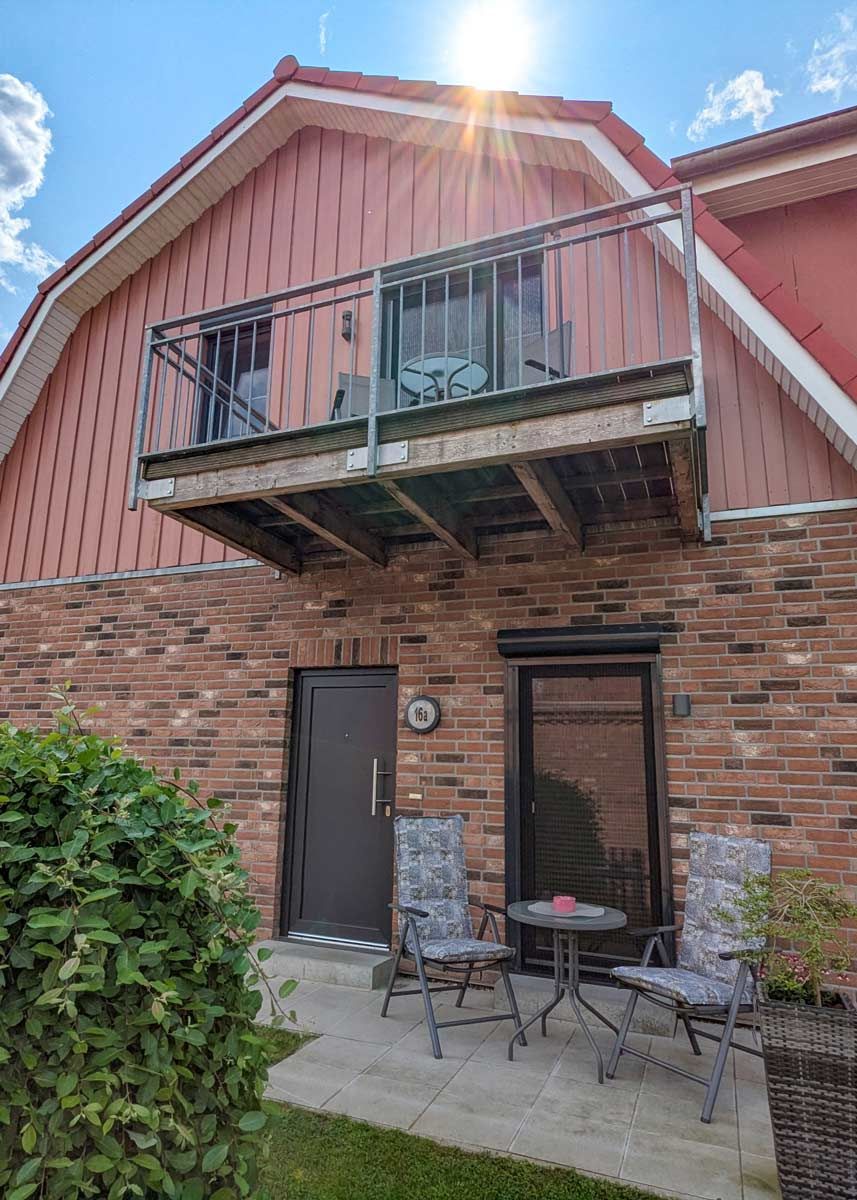 Terrasse der Ferienwohnung 2 und Balkon der Ferienwohnung 7 im Greements