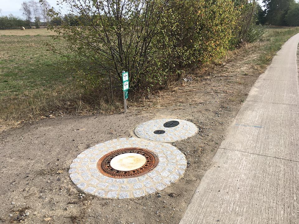 Tiefbauarbeiten Schachtdeckel