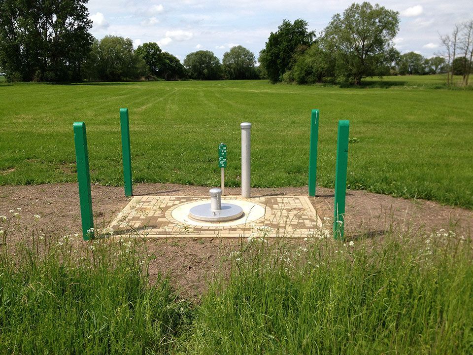 Tiefbauarbeiten Kanaldeckel