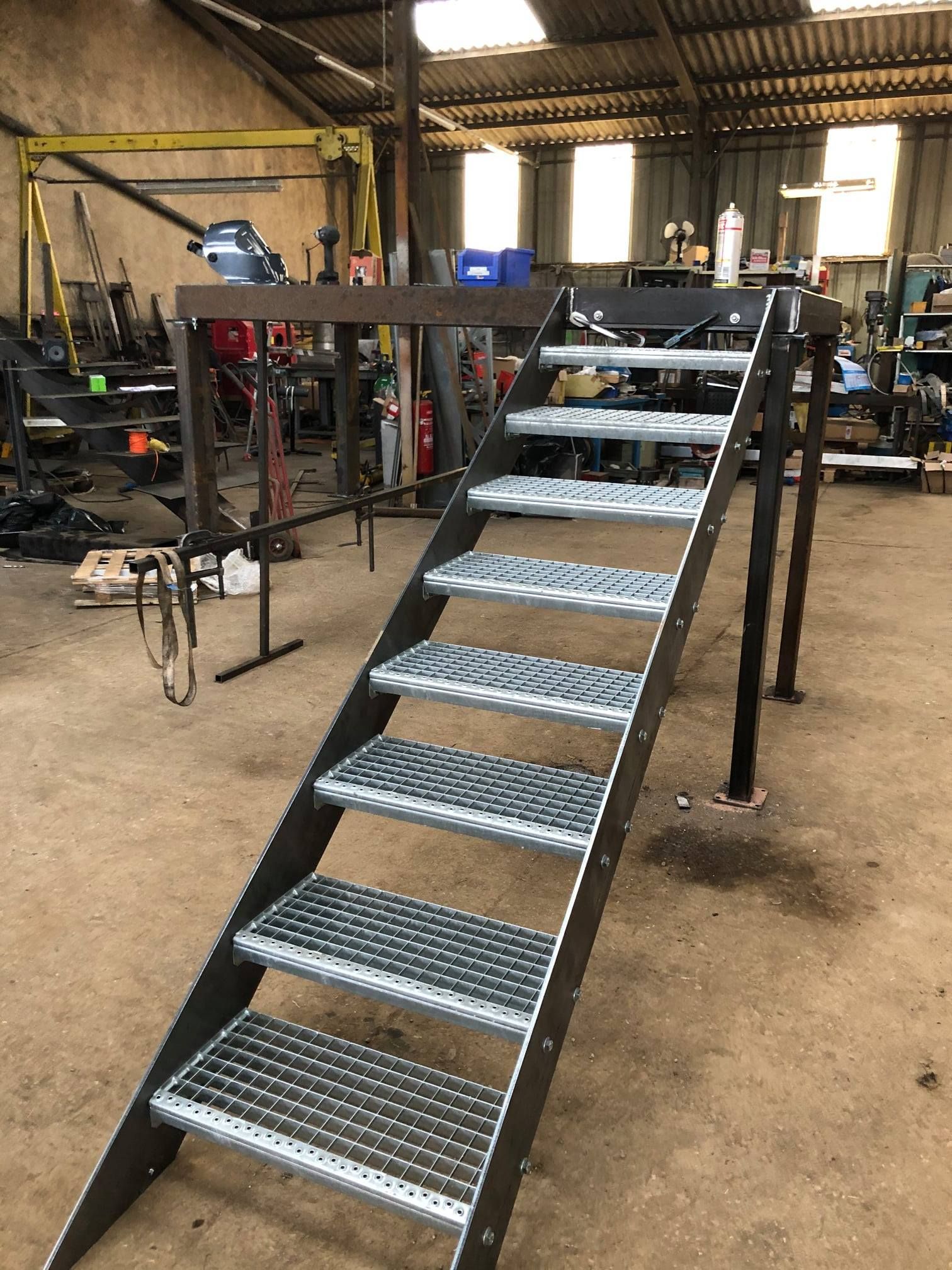 Passerelle métallique