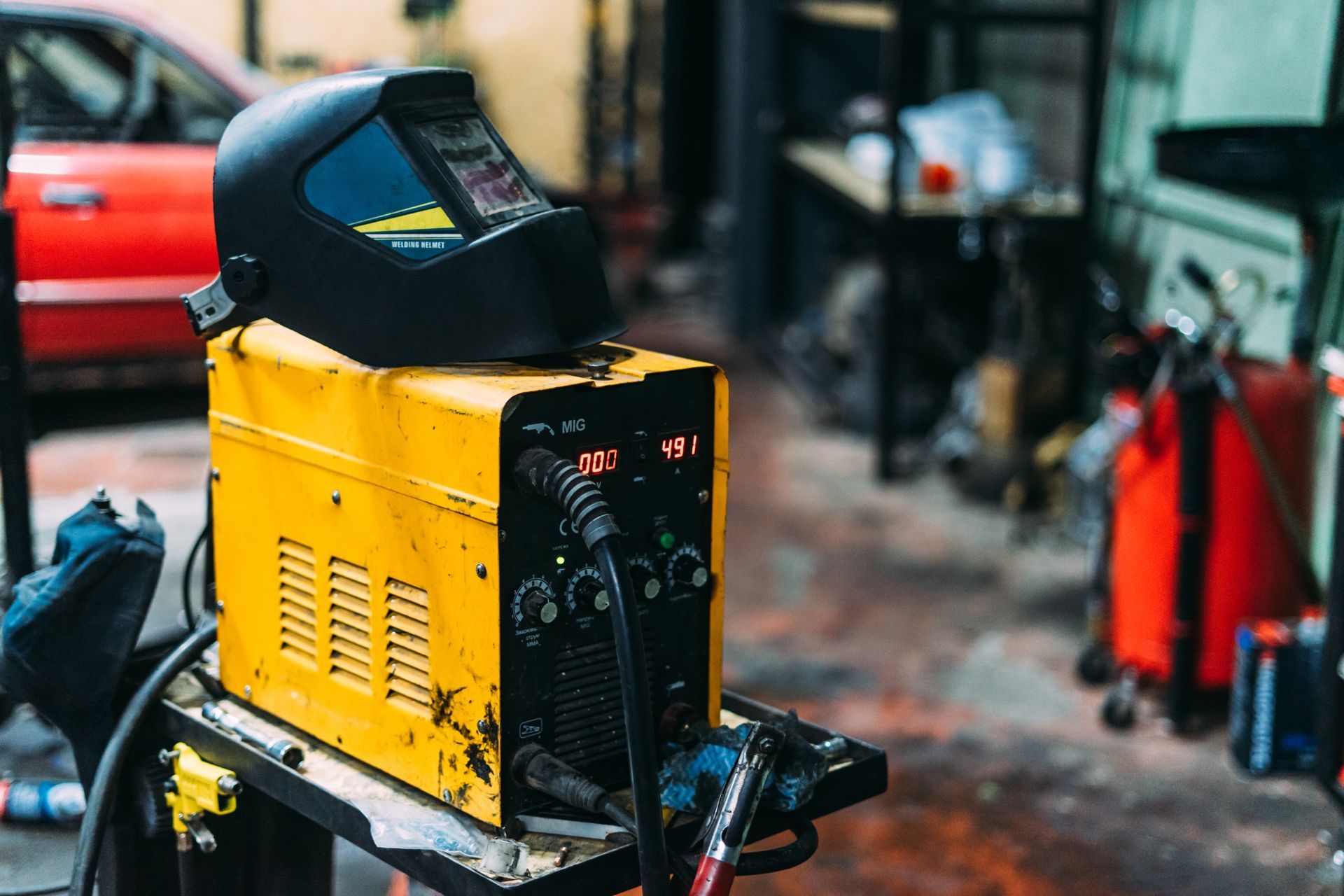 Poste à souder et casque de soudure