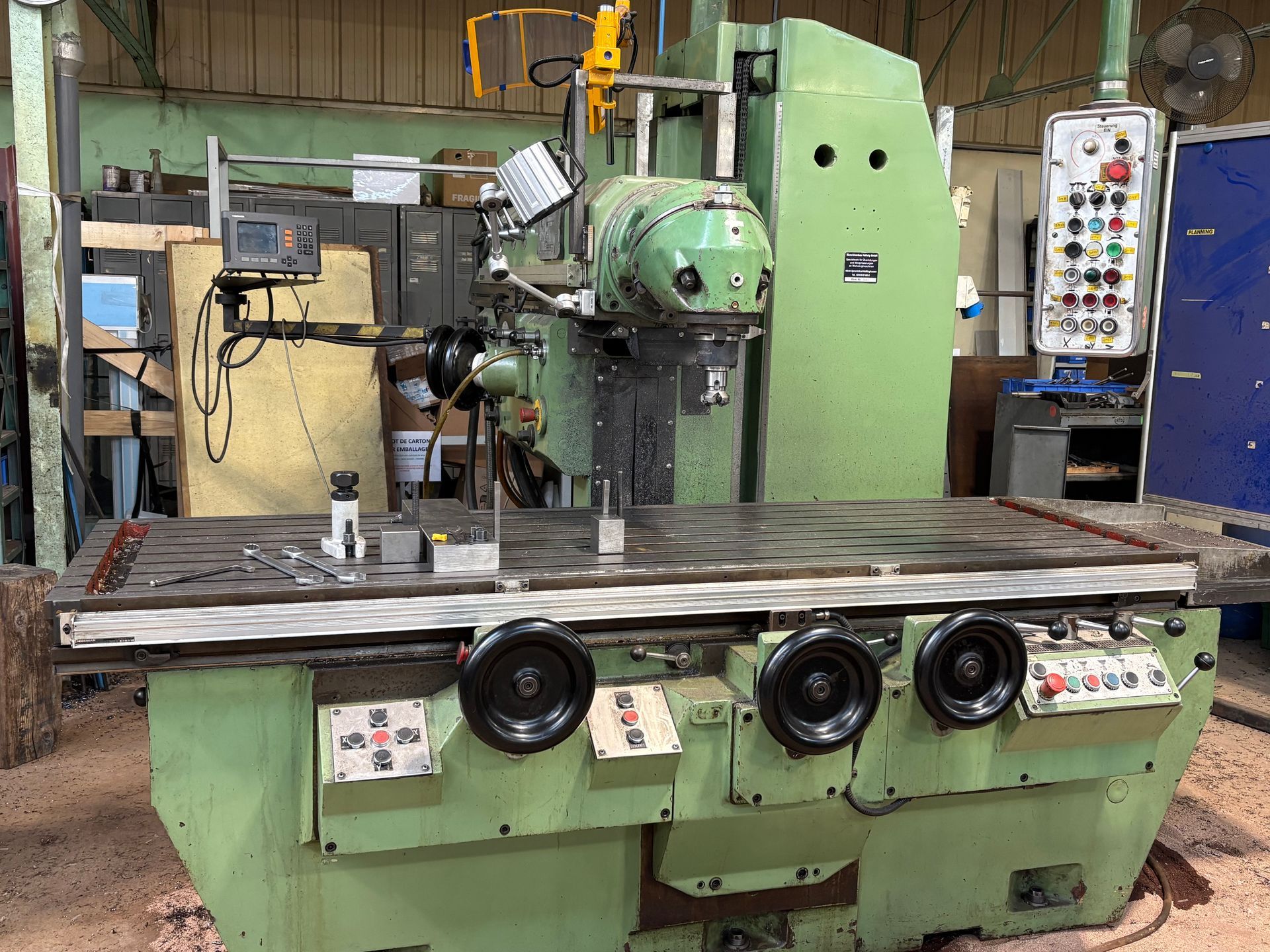 Fraiseuse conventionnelle Huron : capacité X1900 Y1000 Z1000