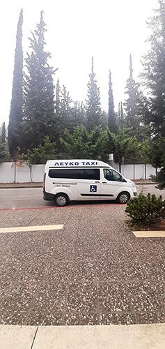 ΣΟΥΡΟΥΔΗΣ ΙΩΑΝΝΗΣ - ΛΕΥΚΟ ΤΑΞΙ