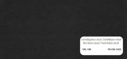 Fondo gris oscuro con una etiqueta blanca que contiene texto y números.