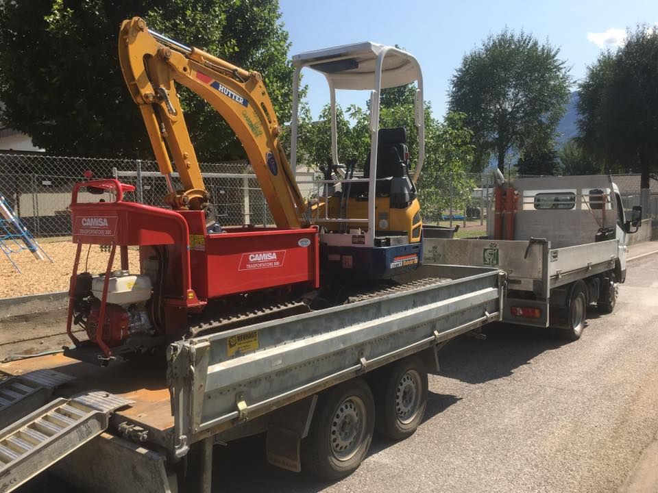 Mattia Biava Giardiniere - Gru per scavi