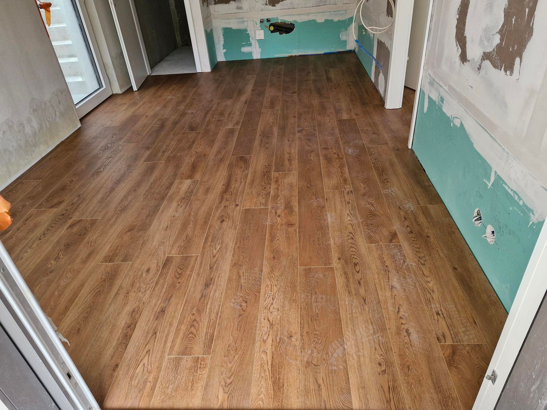 Parquet en coretec imitation chêne teinté - Norwood 