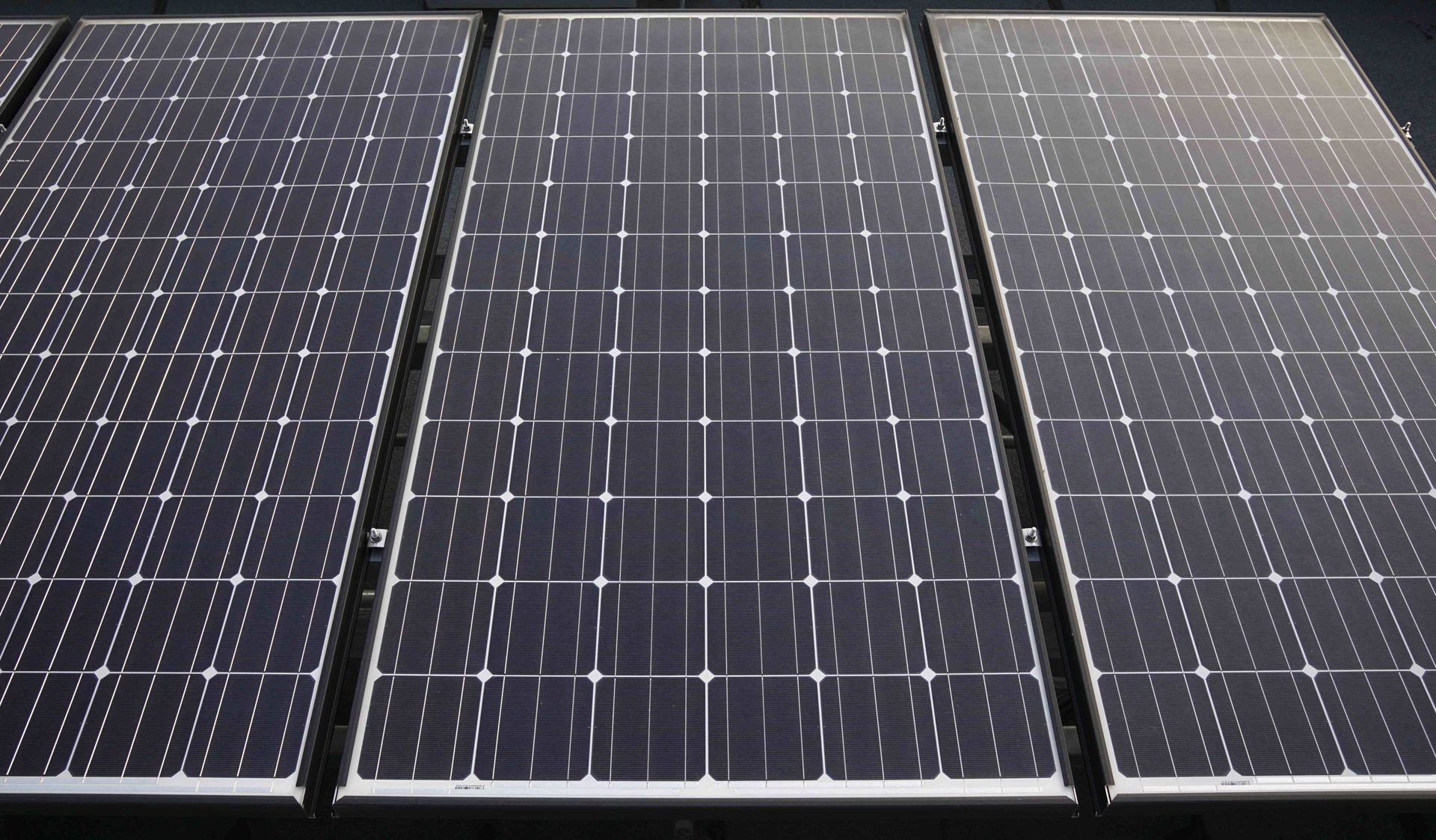 Pose de panneaux solaires - Christophe Gerber Sàrl - Ravoire