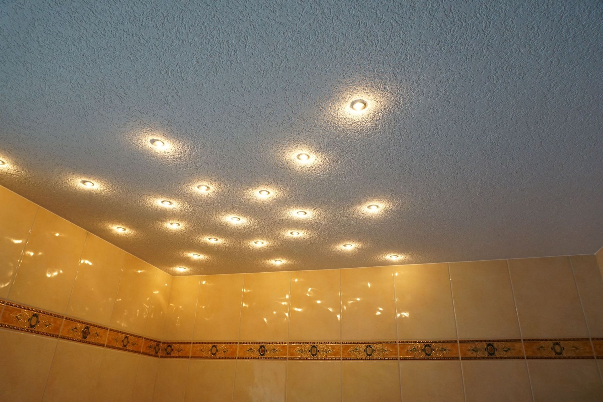 Integriertes Licht - Gipser Gyr GmbH