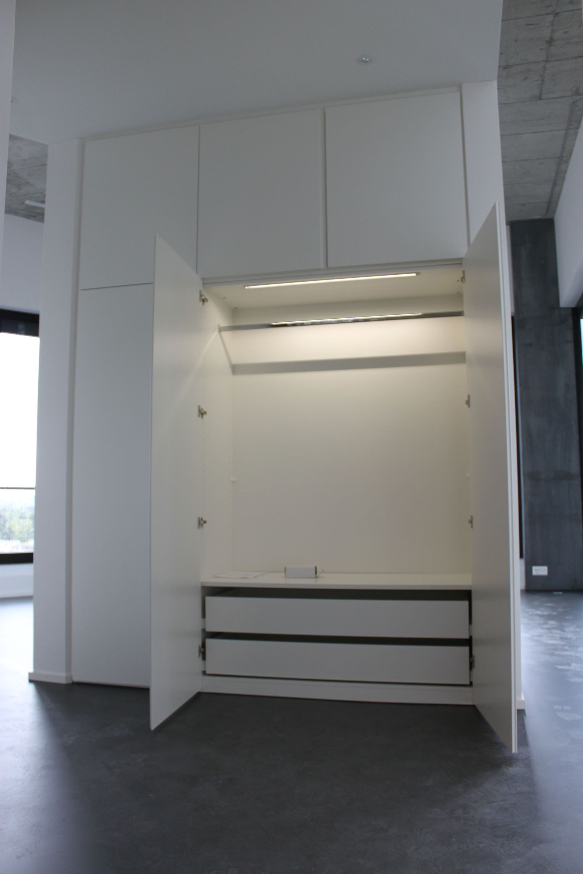 Schäfer Schreinerei AG - Schrank