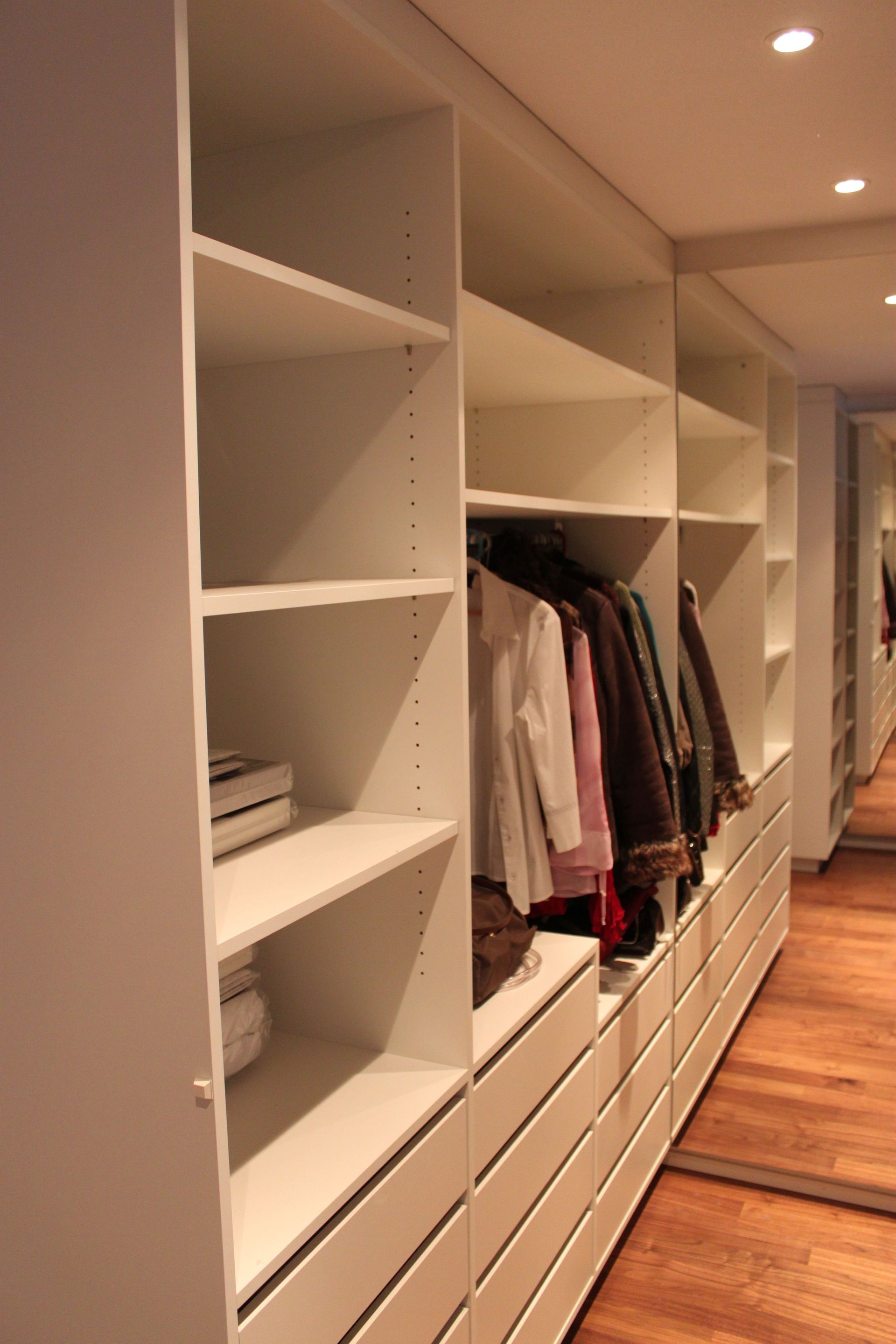 Schäfer Schreinerei AG - Regal