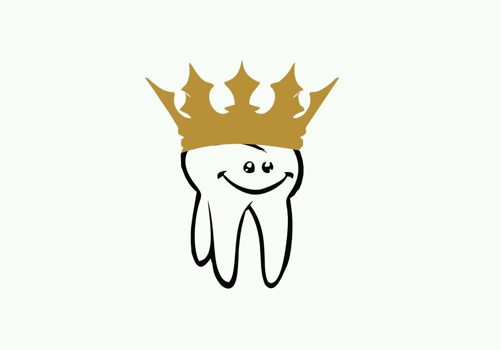 Dente de desenho animado sorridente usando uma coroa dourada.